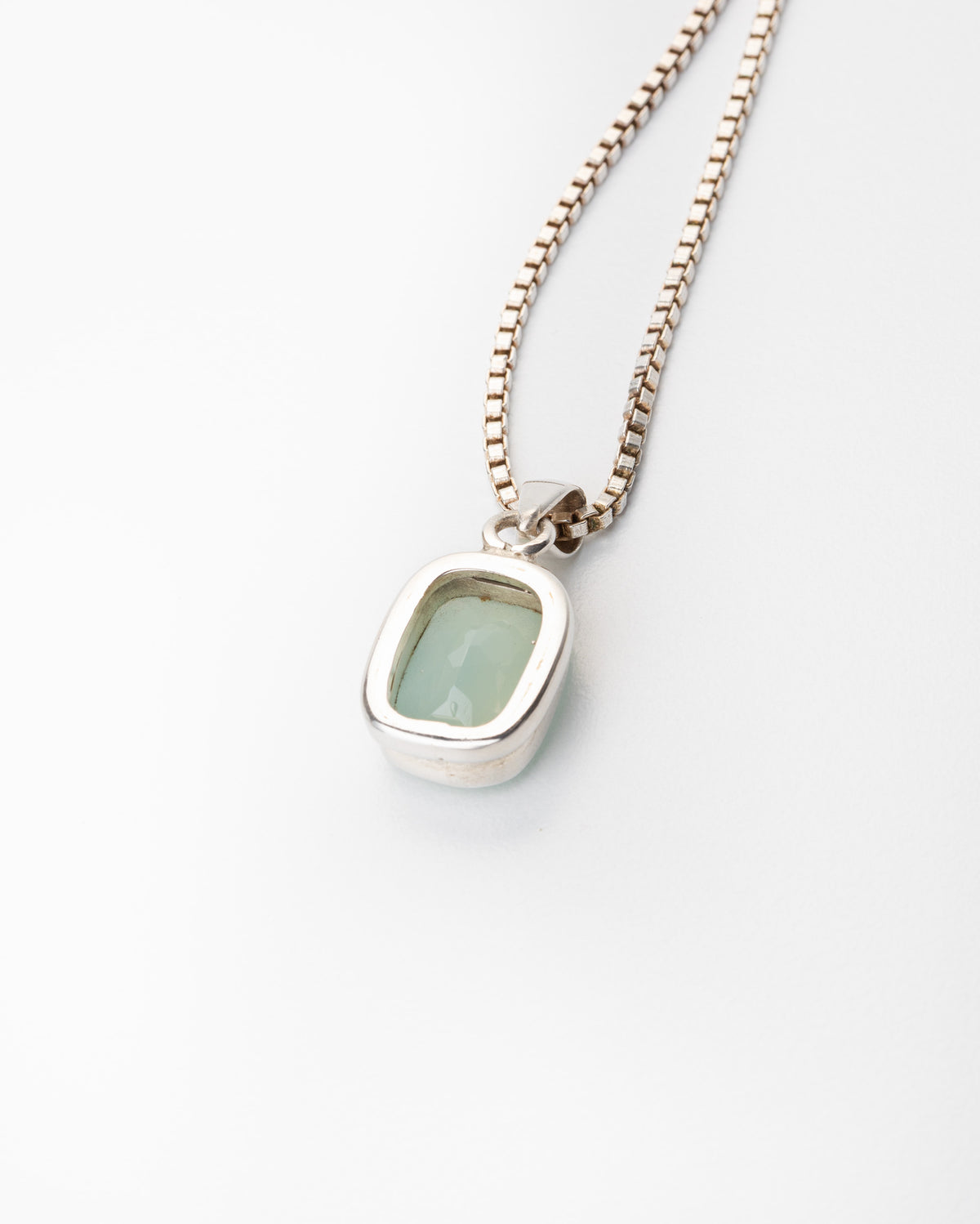 Schmuckanhänger "Chalcedon Grün"