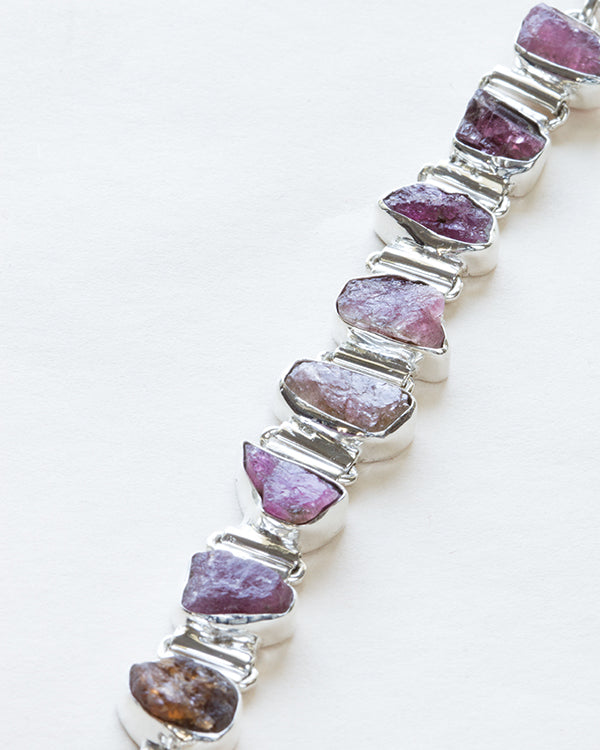 Bracelet “Ruby Red Rocks”