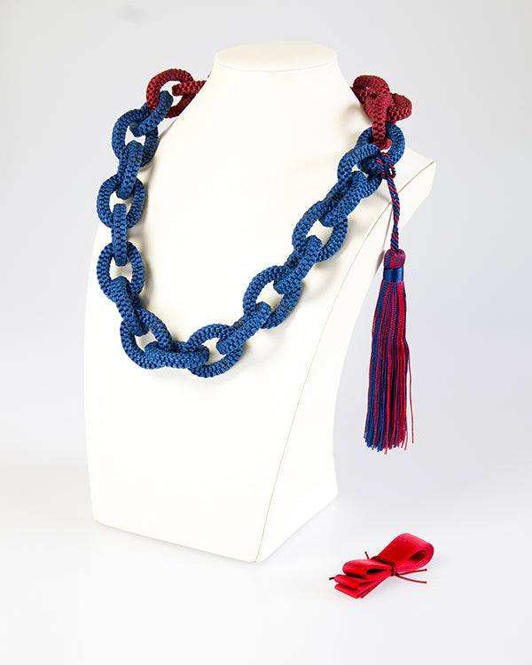 Kette "Chinese Knots" rot/blau