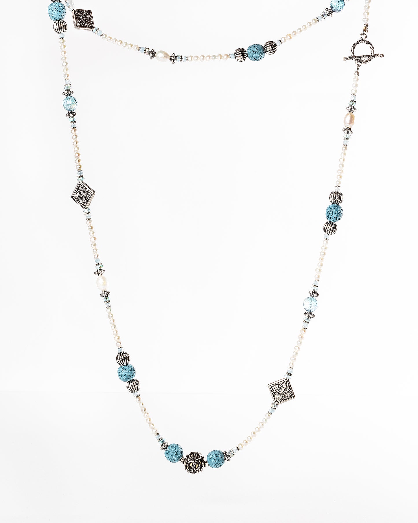 Long necklace "Lava beads + pearls" turquoise/white