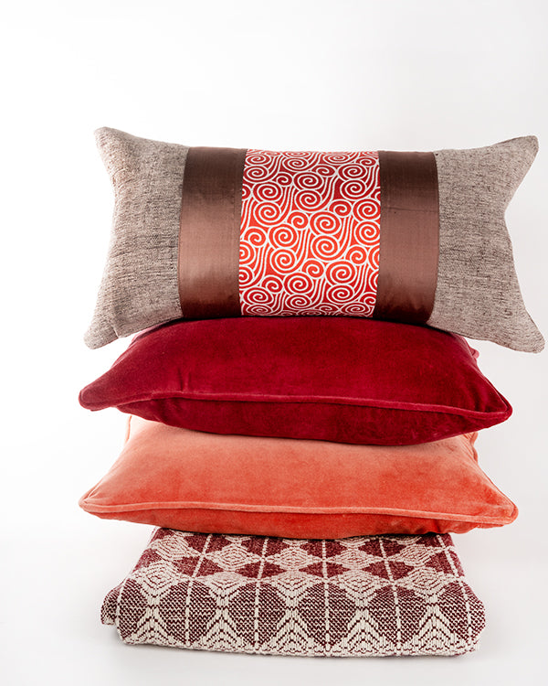 Cushion cover “Banderole" red