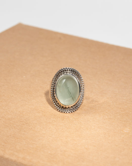 Ring "Prehnite in Pearl Wreath"